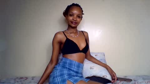 Snapshot of petal_palette chatting on 07.17.26 Lolly online show from 07.17.26