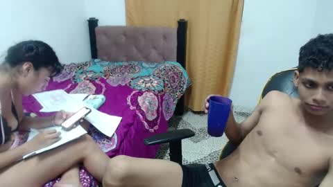 Snapshot of peter_hard_cock chatting on 02.01.25 Peter and Shopia online show from 02.01.25