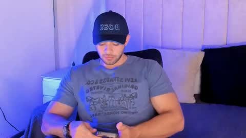 Snapshot of peter_jackson1 chatting on 12.01.24 peter jackson1 online show from 12.01.24