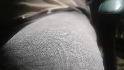 Snapshot of peterinohio57 chatting on 10.10.25 peterinohio57 online show from 10.10.25