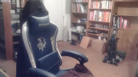 Snapshot of peterinohio57 chatting on 10.15.25 peterinohio57 online show from 10.15.25