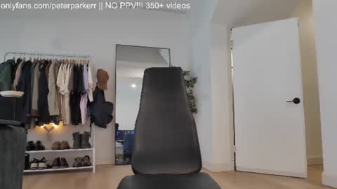 Snapshot of peterparkerrxox chatting on 06.27.26 Peter Parker online show from 06.27.26