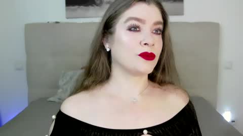 Peters Emily online show from 02.19.25