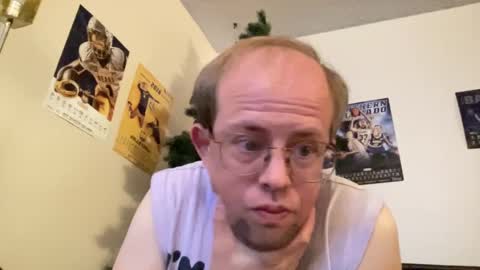 Snapshot of petert32 chatting on 01.10.25 Peter online show from 01.10.25