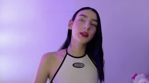 Snapshot of petiite_aliice chatting on 08.06.26 Alice online show from 08.06.26