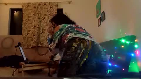 Ur Luvv online show from 10.08.25