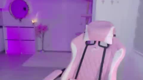 petite_marie_ online show from 06.19.26