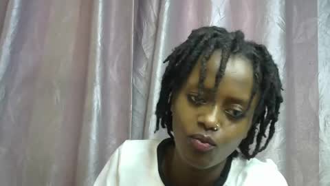 petite_star2 online show from 01.12.26