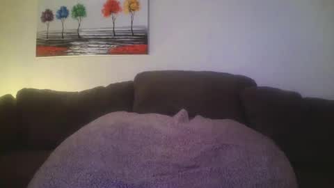 petite treat  online show from 02.01.25