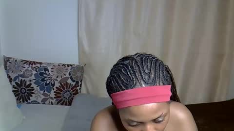 Caramel online show from 10.27.25