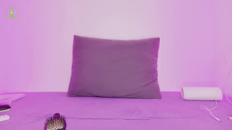 Charlize XL online show from 02.26.25