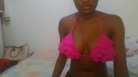 Snapshot of petiteediva chatting on 03.02.26 diva online show from 03.02.26