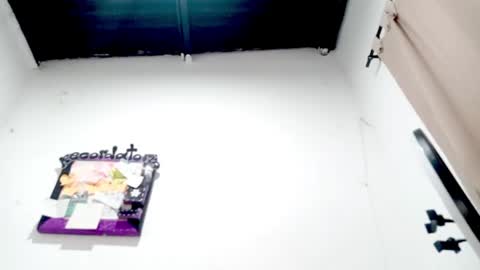 Snapshot of petiteivoryqueen chatting on 11.19.25 danna online show from 11.19.25