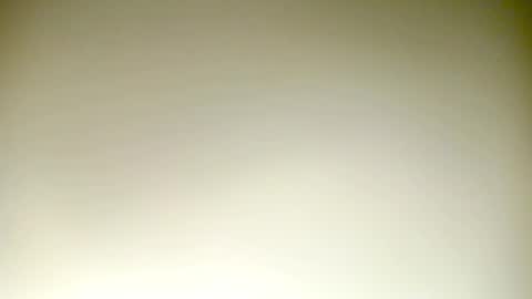 Snapshot of petiteivoryqueen chatting on 12.18.25 danna online show from 12.18.25