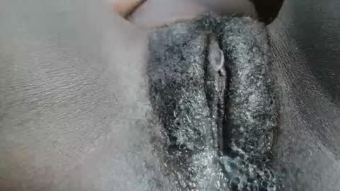 petiteme1 online show from 01.17.25