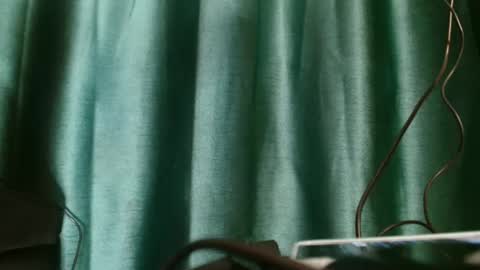 petiteme1 online show from 01.31.25