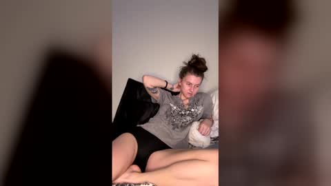I am very new and dont know what im doing lol online show from 04.21.26