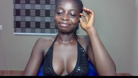 Snapshot of petitexxebony chatting on 06.10.26 petitexxebony online show from 06.10.26