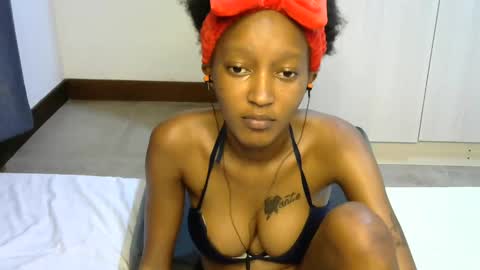 petitpearl online show from 03.06.25