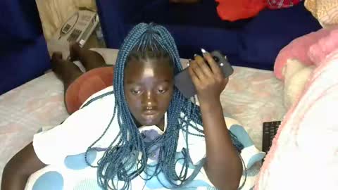 petitte_gyaal online show from 12.01.25