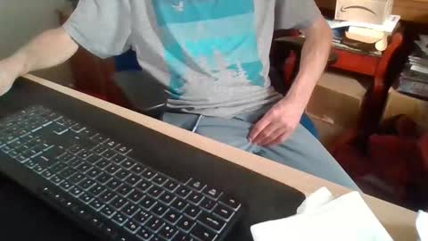 petitwilly online show from 11.28.25