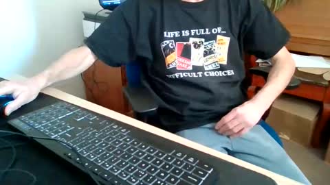 petitwilly online show from 03.19.26