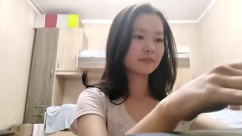 Snapshot of petronilayoshimori chatting on 11.21.25 Hello Viola here online show from 11.21.25