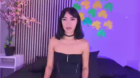 Peyton Louise online show from 03.25.26