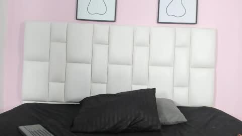 Peyton Louise online show from 04.08.26