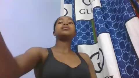 Snapshot of phania185885 chatting on 02.26.26 phania185885 online show from 02.26.26