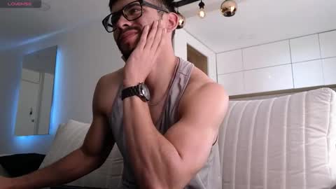 phantom_bigger1 online show from 11.28.25