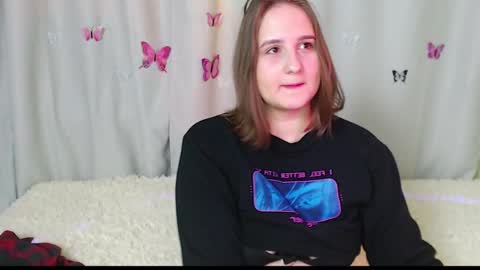 Snapshot of phantommira chatting on 12.02.24 phantommira online show from 12.02.24