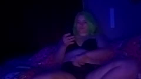 Snapshot of phatpussyunicorn chatting on 05.18.26 nymph online show from 05.18.26