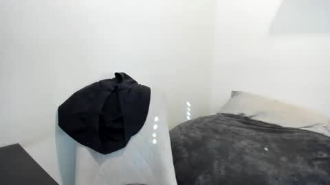 Snapshot of phenomenalpleasures chatting on 01.14.25 Jasmine Juice online show from 01.14.25