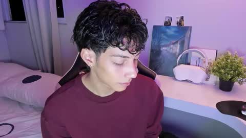 Snapshot of philipe_moonlight_ chatting on 12.03.25 Phil. INDEPENDENT MODEL online show from 12.03.25