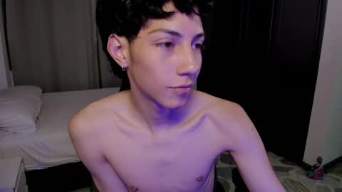 Snapshot of philipe_moonlight_ chatting on 05.18.26 Phil. INDEPENDENT MODEL online show from 05.18.26