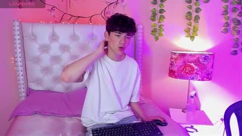 PHILLIP online show from 03.18.26