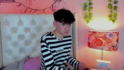 PHILLIP online show from 03.21.26