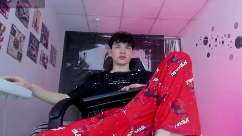 PHILLIP online show from 04.08.26