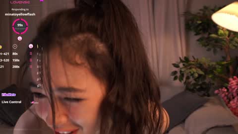 Snapshot of philomenafrost chatting on 12.08.24 Hitomi oo online show from 12.08.24