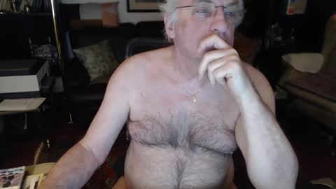 Snapshot of philoumis2 chatting on 02.09.25 Philippe online show from 02.09.25