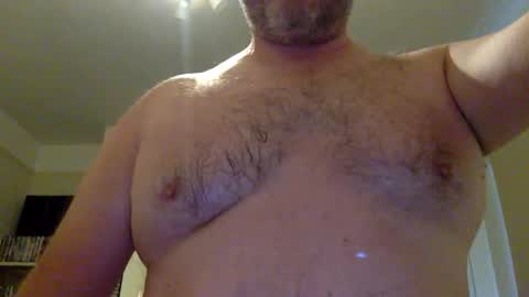 Snapshot of philuk777 chatting on 06.05.26 Daddy Phil U.K Private online show from 06.05.26