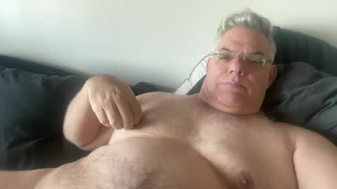 Snapshot of phlpjd chatting on 11.14.25 phlpjd online show from 11.14.25