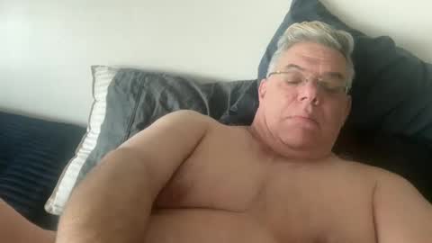 Snapshot of phlpjd chatting on 11.17.25 phlpjd online show from 11.17.25