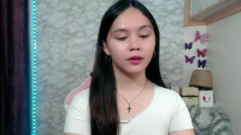 Snapshot of pia_intownx chatting on 06.12.26 Ms Pia online show from 06.12.26