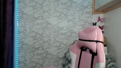 Snapshot of pia_intownx chatting on 06.14.26 Ms Pia online show from 06.14.26