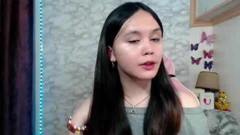 Snapshot of pia_intownx chatting on 06.19.26 Ms Pia online show from 06.19.26