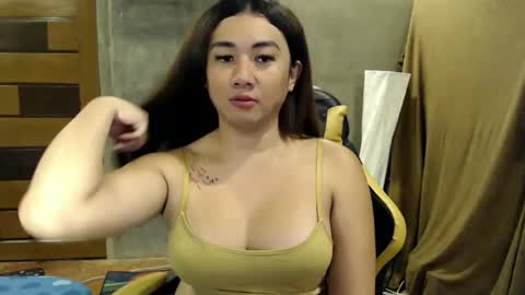 Pia online show from 10.24.25