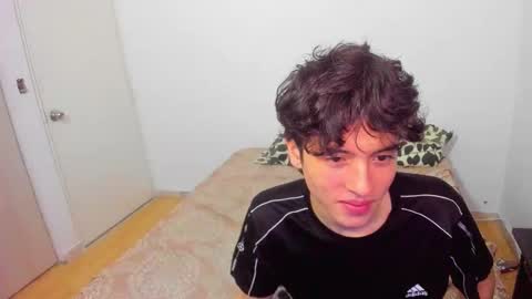 picaszomilos350 online show from 03.12.26