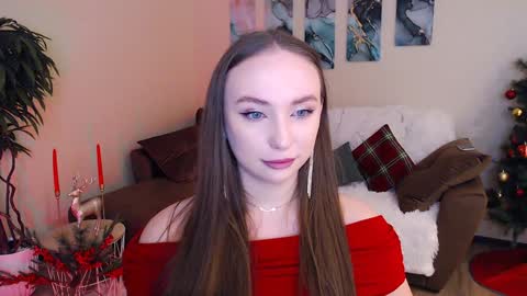 Snapshot of pieceofinspiration chatting on 12.31.24 Emelie online show from 12.31.24